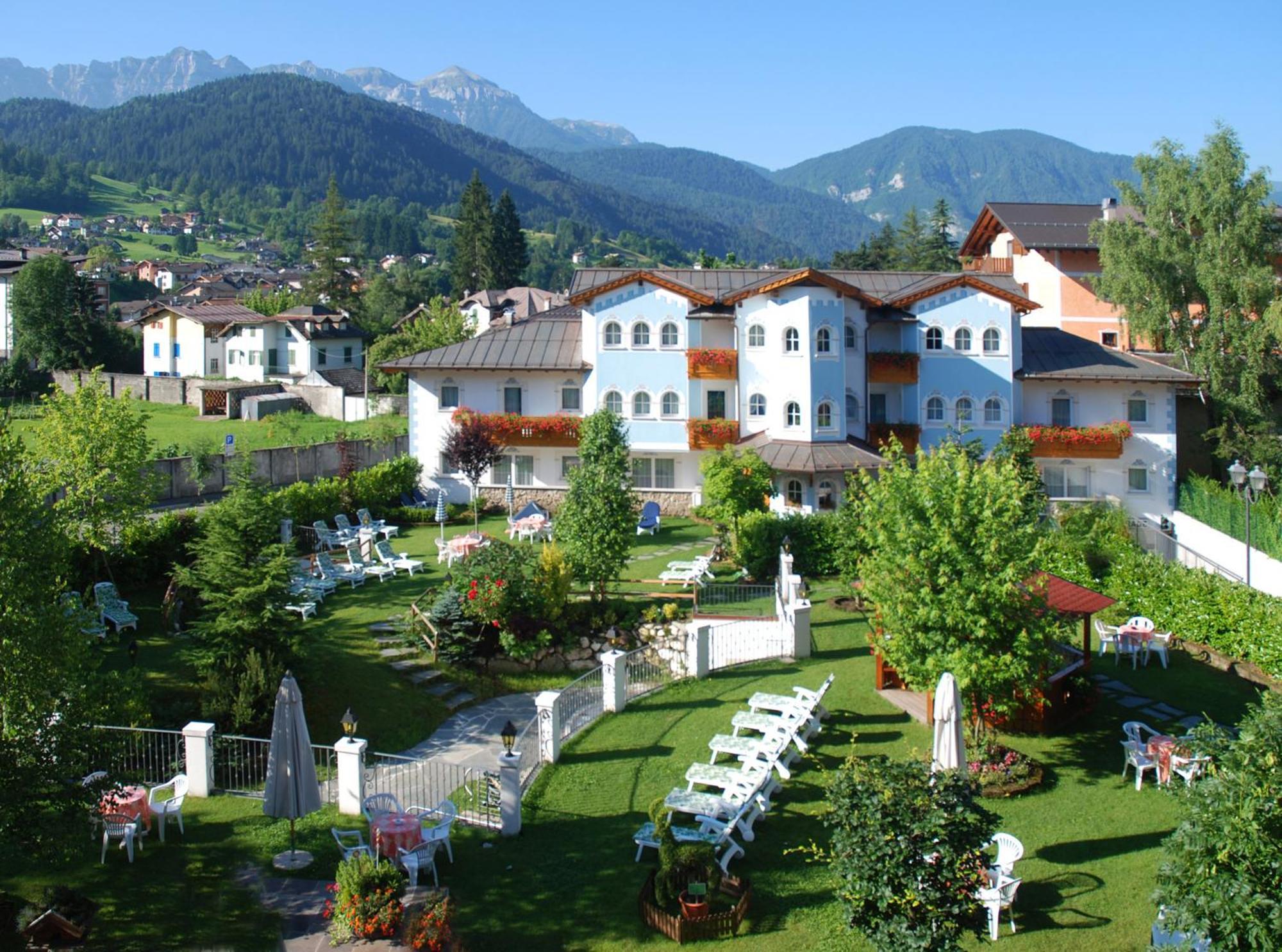 Brunet - The Dolomites Resort Fiera Di Primiero Eksteriør billede